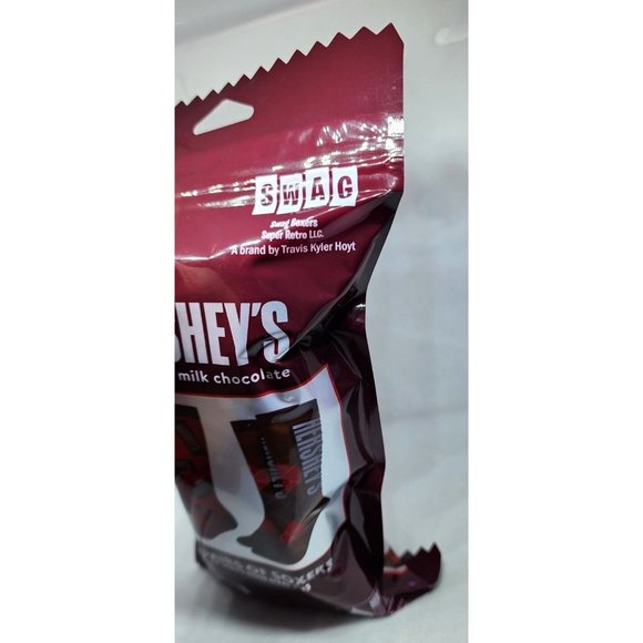 Swag Hershey's Milk Chocolate Retro Crew Socks - 2 Pairs, Men's Shoe Sizes 8-13 - Picture 5 of 9